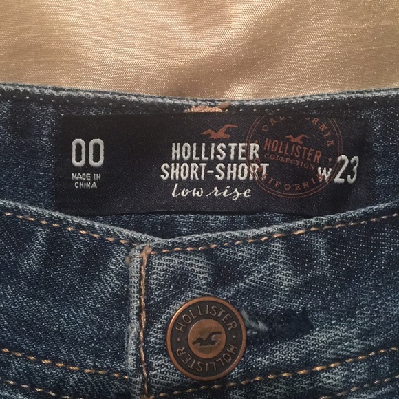 Hollister Short-Short Low Rise Shorts - Picture 4 of 4